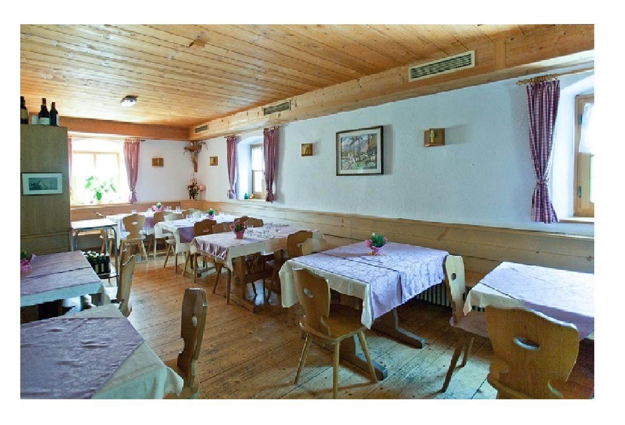 Hotel Zur Kirche Magre all' Adige Стая снимка