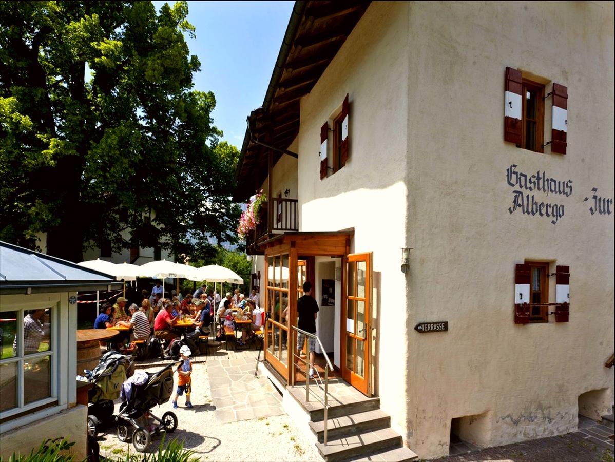 Hotel Zur Kirche Magre all' Adige Екстериор снимка