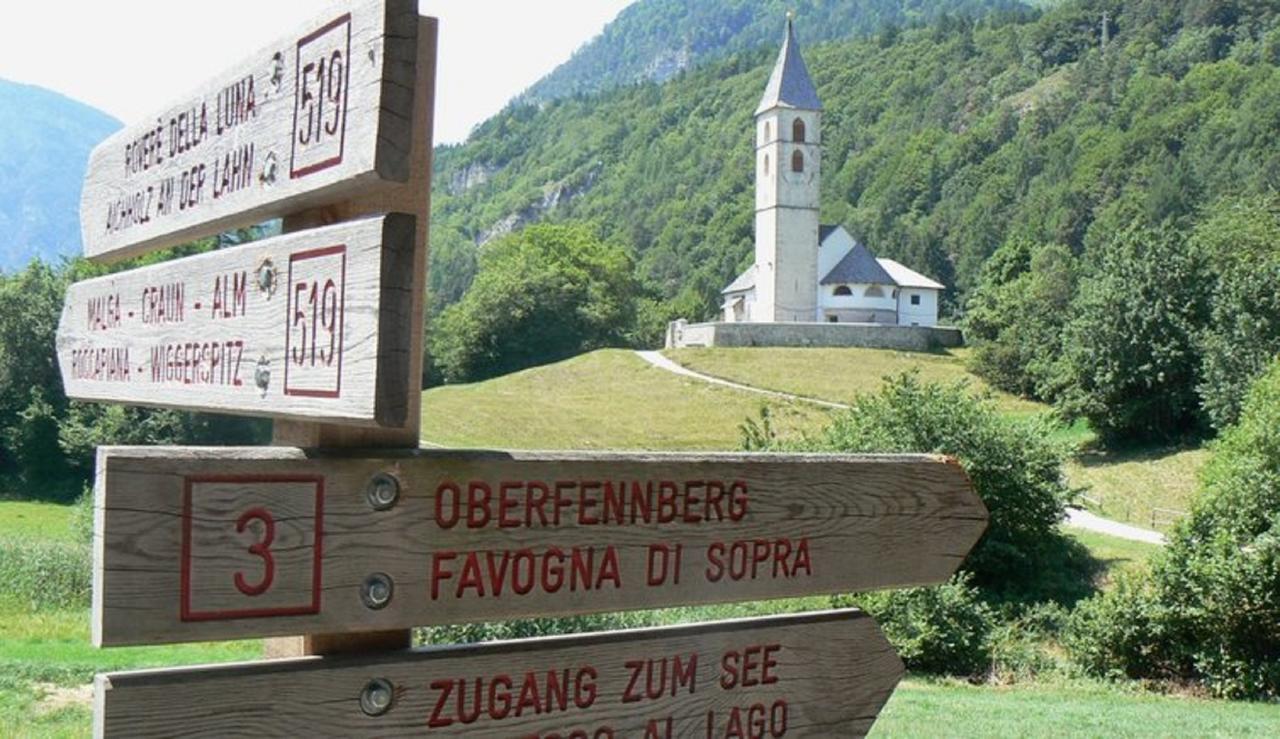 Hotel Zur Kirche Magre all' Adige Екстериор снимка